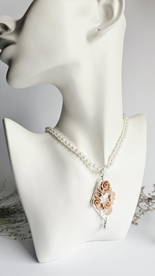 Vėrinys "Lilium"